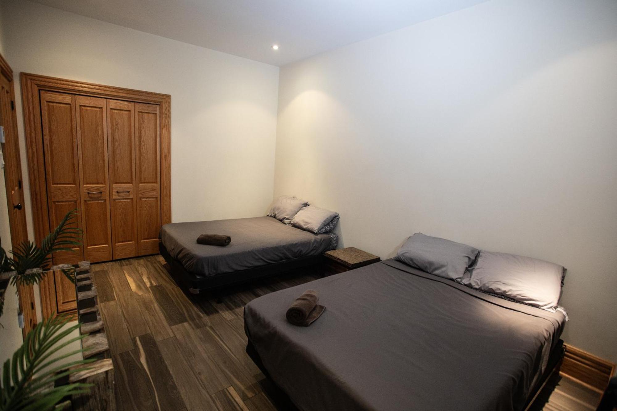 Spacious Downtown Montreal Apartment, 4Br-2Ba,Free Wifi Dış mekan fotoğraf